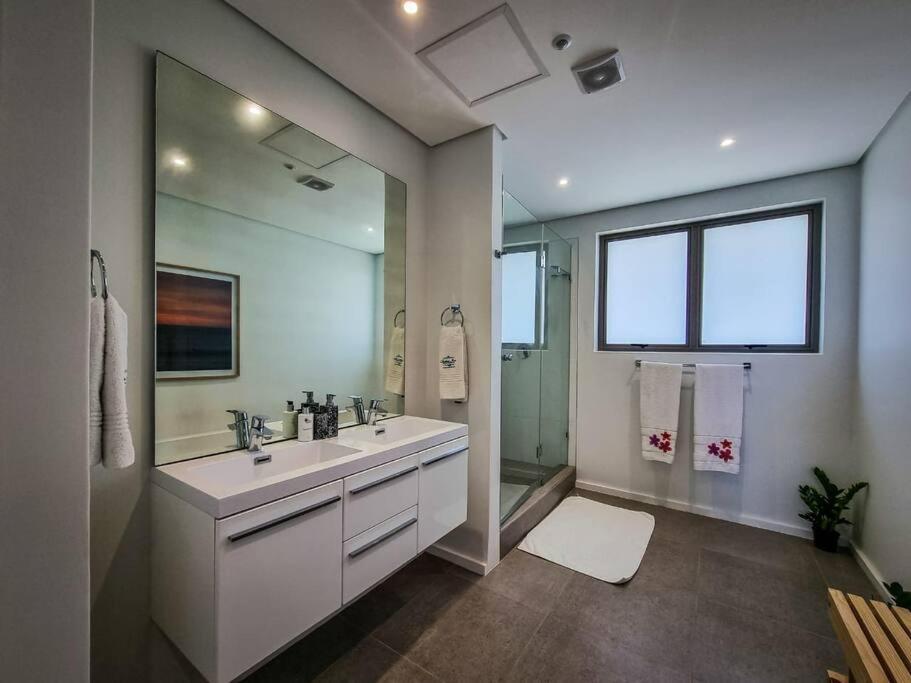 Apartment 504 Pebble